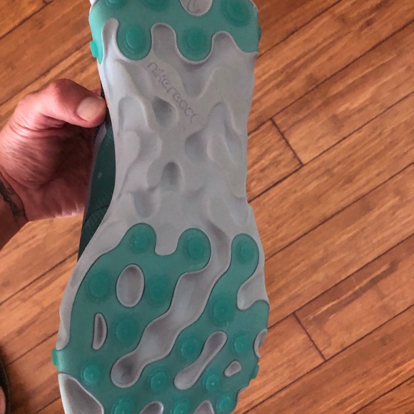 NIKE REACT ELEMENT 87 sz11 - Picture 5 of 5